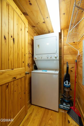 3823 Dollys Drive, Sevierville, TN 37876