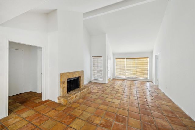 2100 Tanglewilde Street 184, Houston, TX 77063