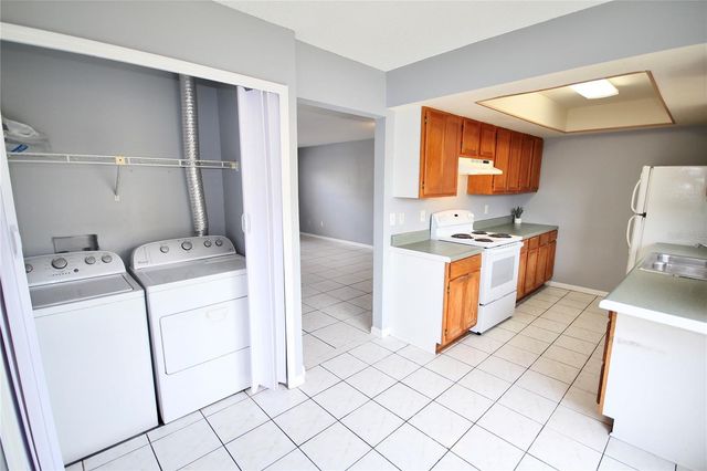 3283 OAK LAKE PLACE 127, Winter Park, FL 32792
