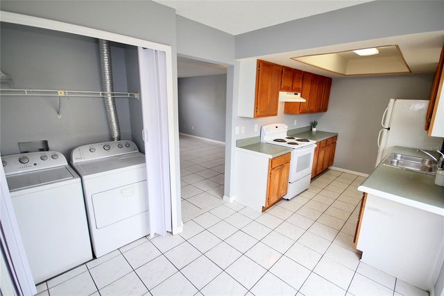 3283 OAK LAKE PLACE 127, Winter Park, FL 32792