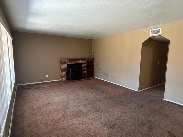 481 Eleanor Ave, Sacramento, CA 95815