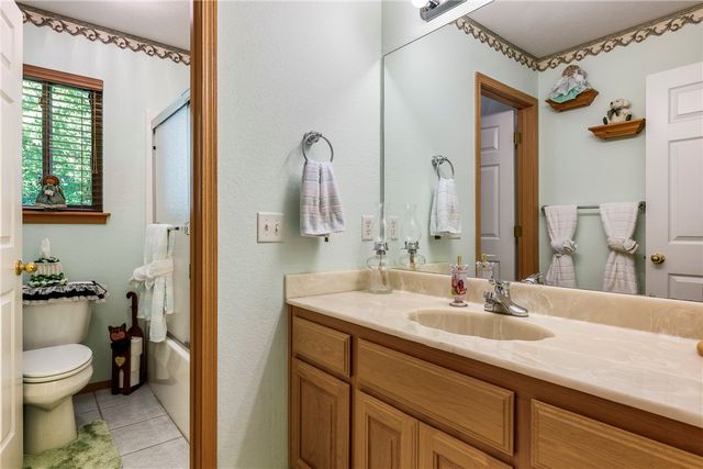 10 Oniell Circle, Bella Vista, AR 72715