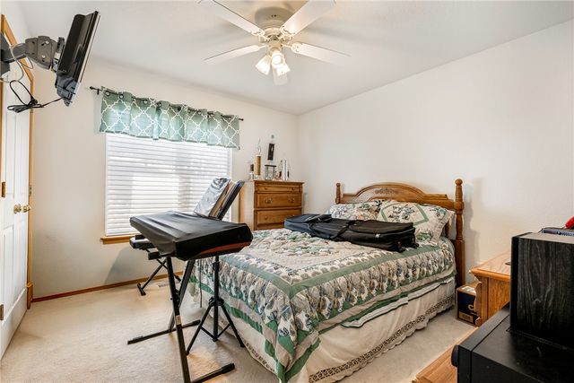 10 Oniell Circle, Bella Vista, AR 72715