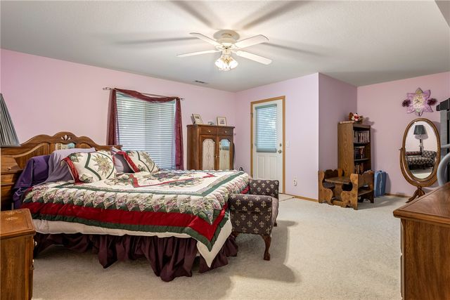 10 Oniell Circle, Bella Vista, AR 72715