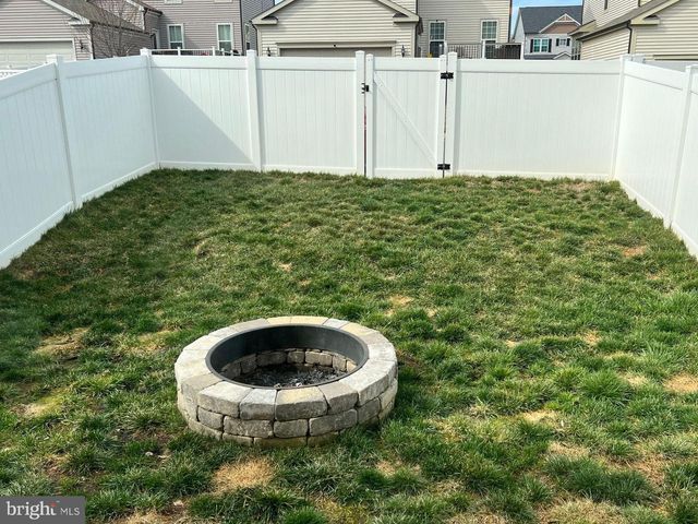 944 BASSWOOD DR, Stafford, VA 22554