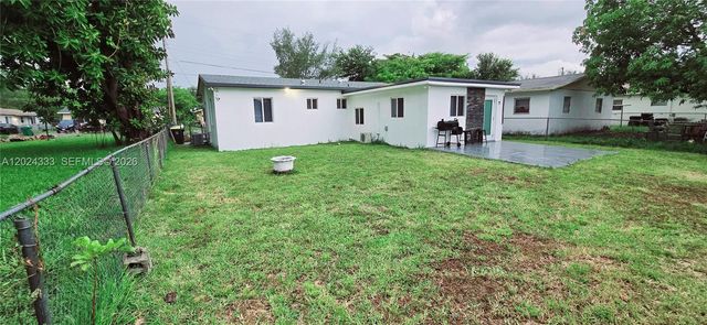 139 NW 14th Way, Dania Beach, FL 33004