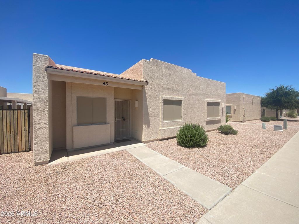 2300 E MAGMA Road 43, San Tan Valley, AZ 85143