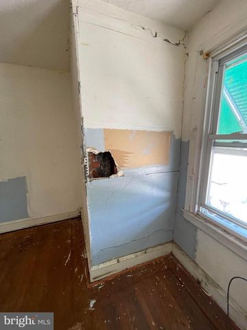 5718 W OXFORD ST, Philadelphia, PA 19131