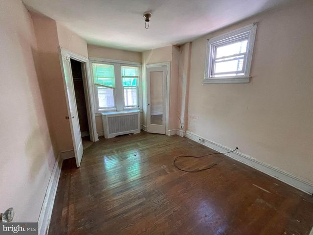 5718 W OXFORD ST, Philadelphia, PA 19131