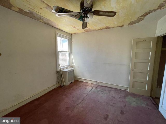 5718 W OXFORD ST, Philadelphia, PA 19131