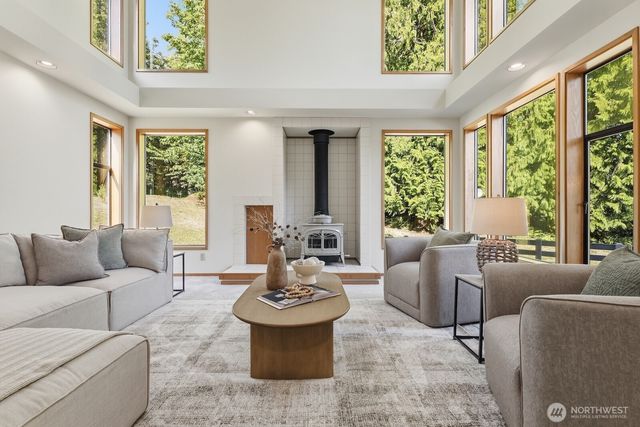 30024 SE 58th Street, Preston, WA 98050