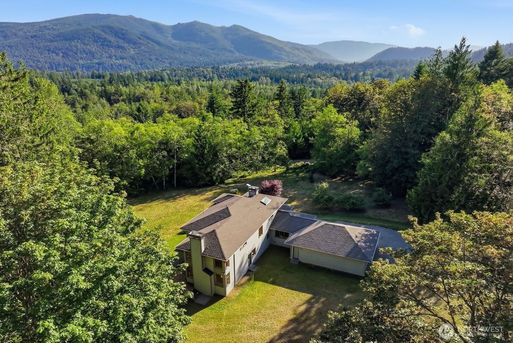 30024 SE 58th Street, Preston, WA 98050