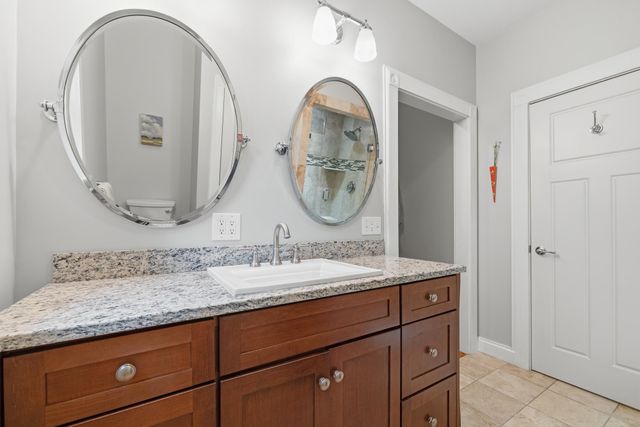 38 Maple Street, Hanover, NH 03755