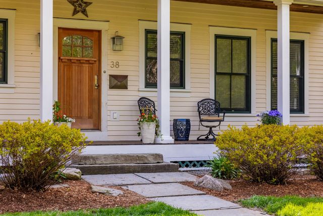 38 Maple Street, Hanover, NH 03755