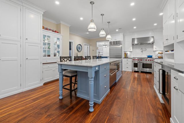 38 Maple Street, Hanover, NH 03755