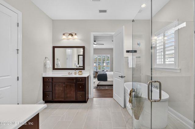 59 VALLEY FALLS Way, St. Johns, FL 32259