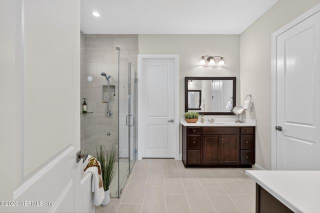 59 VALLEY FALLS Way, St. Johns, FL 32259