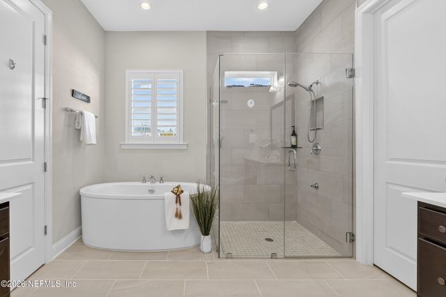 59 VALLEY FALLS Way, St. Johns, FL 32259