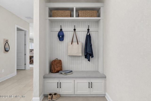 59 VALLEY FALLS Way, St. Johns, FL 32259