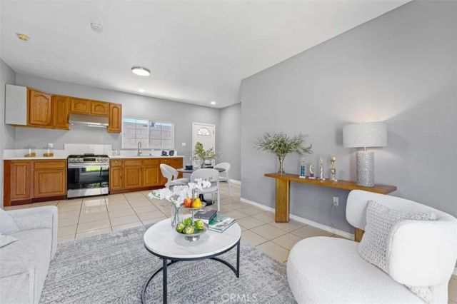 13352 Ontario, Garden Grove, CA 92844