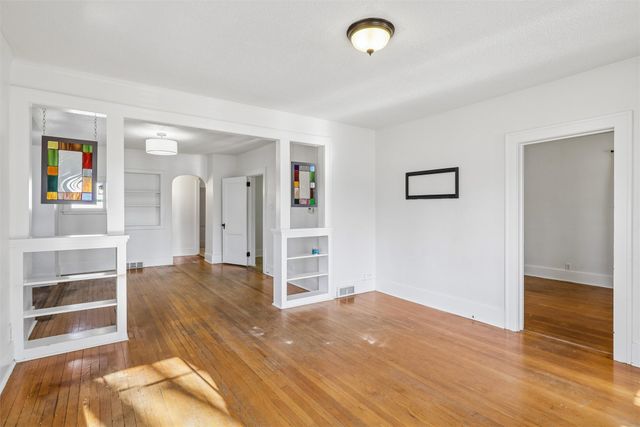 3838 Sherman Boulevard, Des Moines, IA 50310