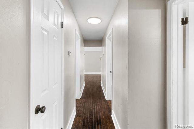 6781 Iowa Street, Hamtramck, MI 48212