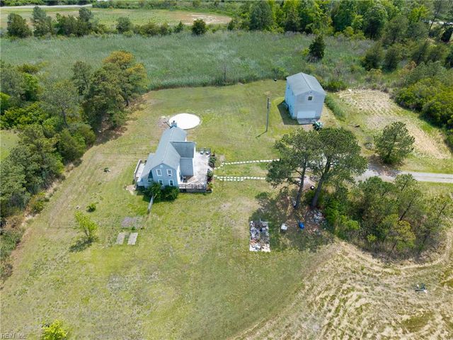2297 Perrin Creek RD, Hayes, VA 23072