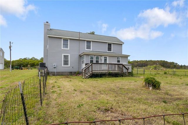 2297 Perrin Creek RD, Hayes, VA 23072