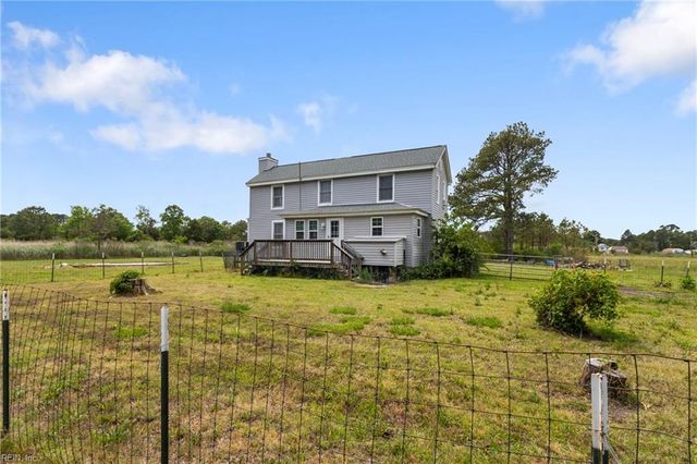 2297 Perrin Creek RD, Hayes, VA 23072