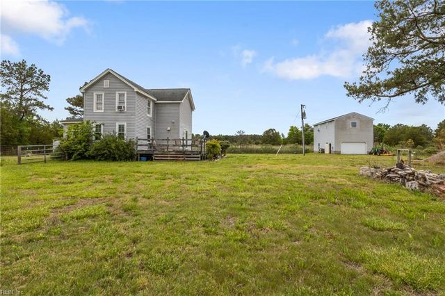 2297 Perrin Creek RD, Hayes, VA 23072
