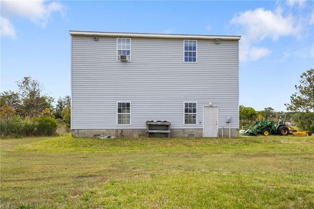 2297 Perrin Creek RD, Hayes, VA 23072