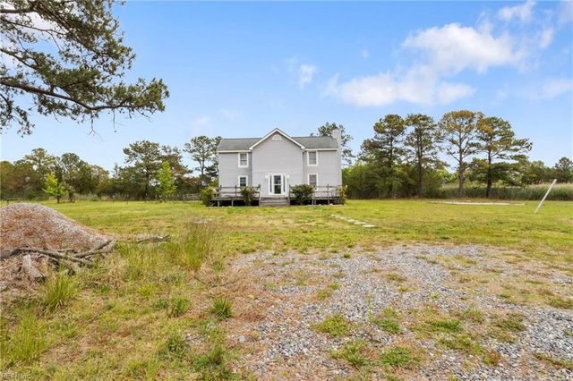 2297 Perrin Creek RD, Hayes, VA 23072