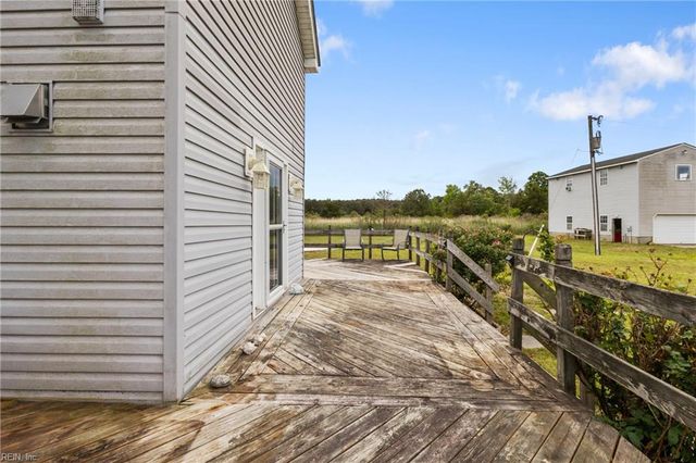 2297 Perrin Creek RD, Hayes, VA 23072