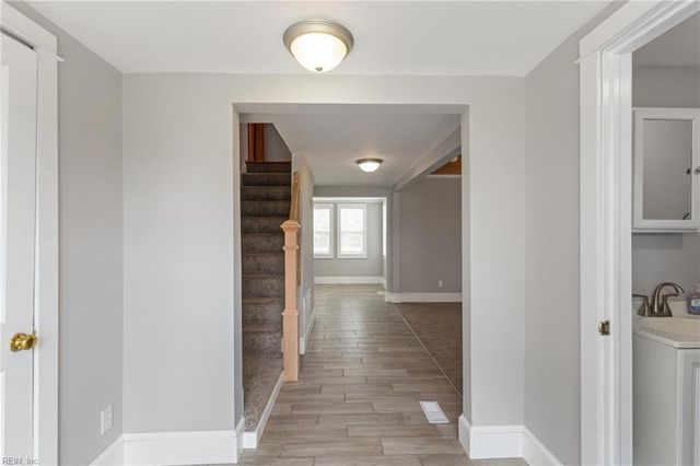 2297 Perrin Creek RD, Hayes, VA 23072