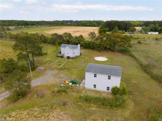 2297 Perrin Creek RD, Hayes, VA 23072