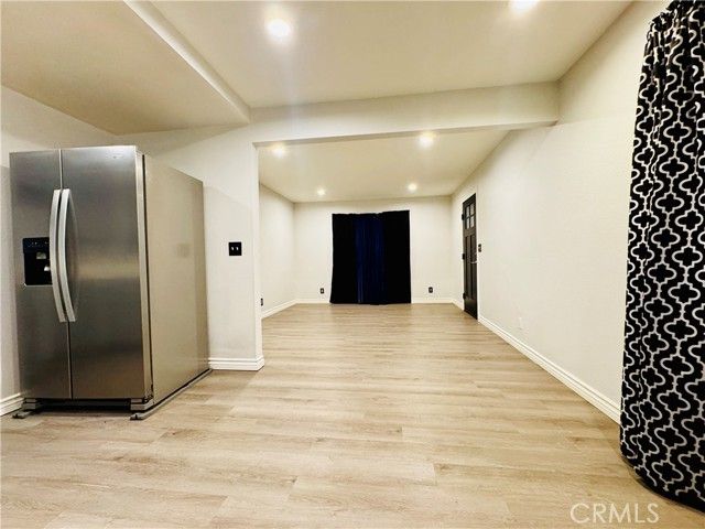 323 W 47th Place, Los Angeles, CA 90037