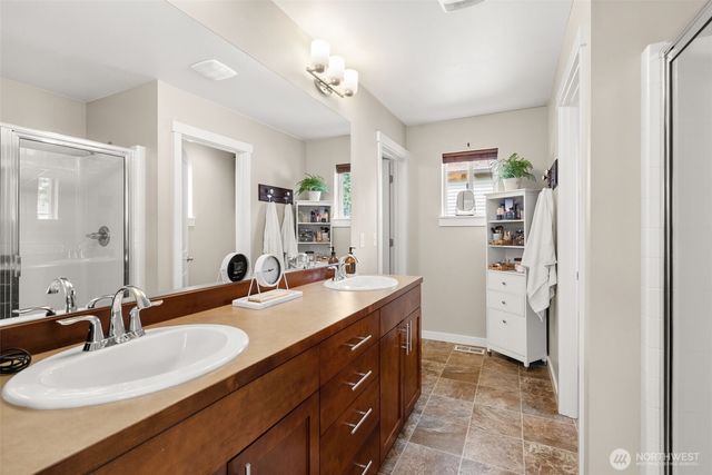 6218 Wesley Place SE, Auburn, WA 98092