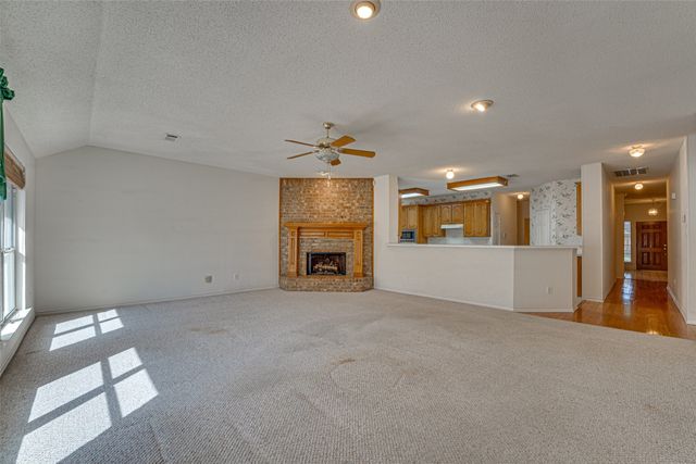 4102 Baywatch Drive, Rowlett, TX 75088