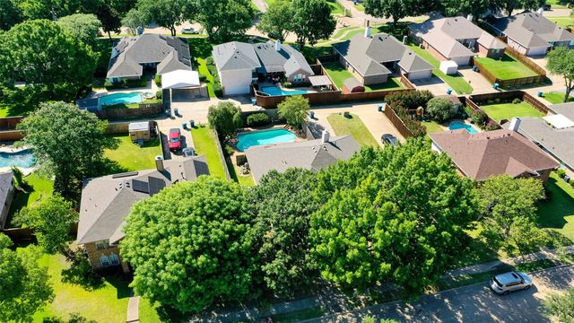 4102 Baywatch Drive, Rowlett, TX 75088