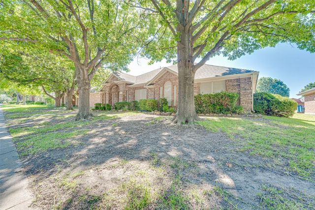 4102 Baywatch Drive, Rowlett, TX 75088