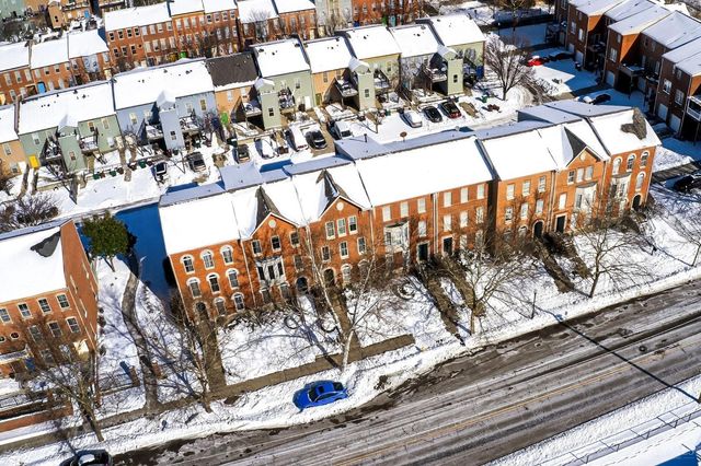 734 W Court, Cincinnati, OH 45203