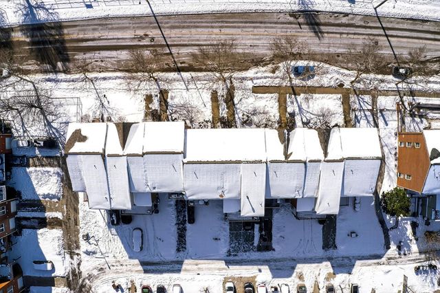 734 W Court, Cincinnati, OH 45203