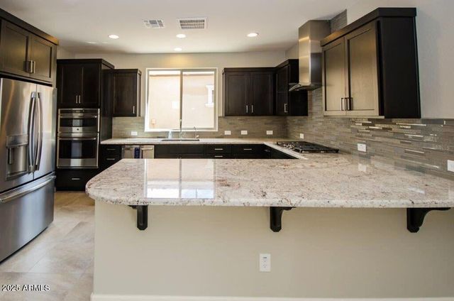 741 E LA PALTA Street, Queen Creek, AZ 85140