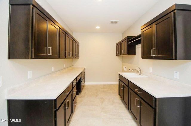 741 E LA PALTA Street, Queen Creek, AZ 85140