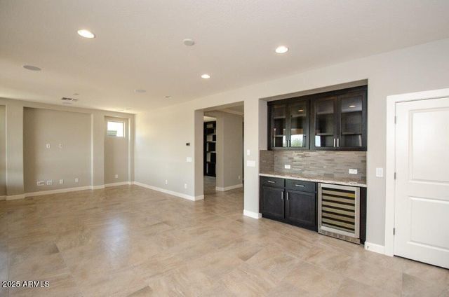 741 E LA PALTA Street, Queen Creek, AZ 85140