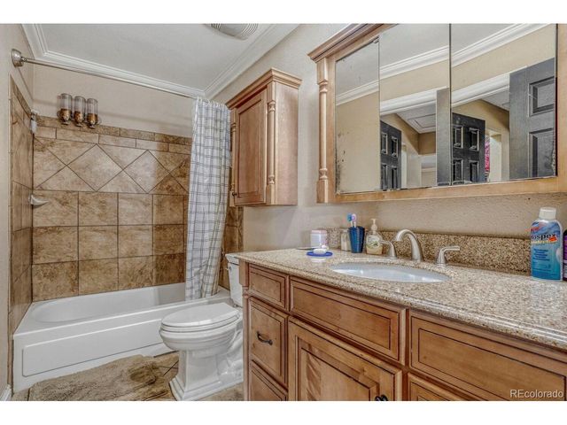 5073 E 112th Pl, Thornton, CO 80233