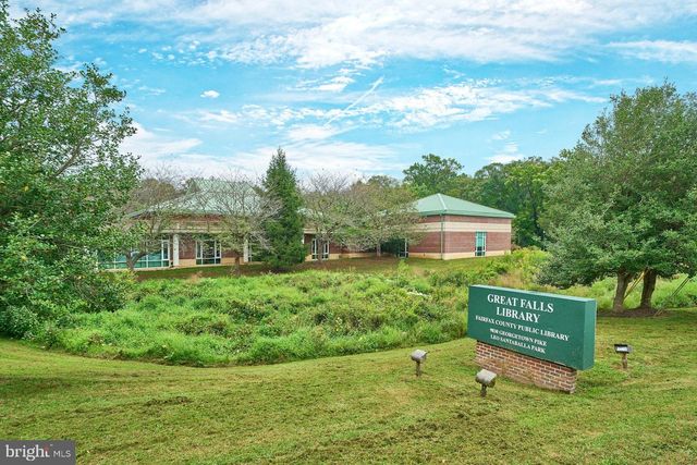 9113 JEFFERY RD, Great Falls, VA 22066