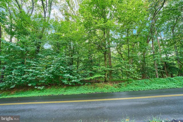 9113 JEFFERY RD, Great Falls, VA 22066