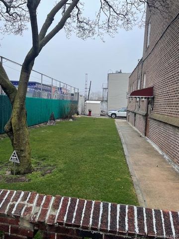 5869 59th Street, Maspeth, NY 11378