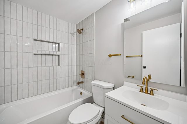 6568 Shenandoah Drive, Reynoldsburg, OH 43068